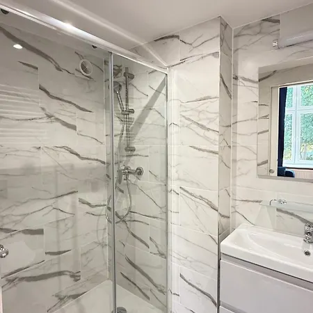 Apartman Tuwima Red By Dreamap *