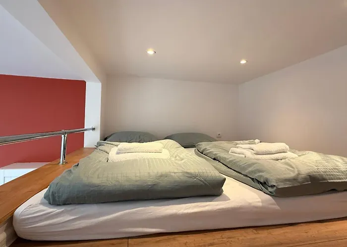 Tuwima Red By Dreamap *